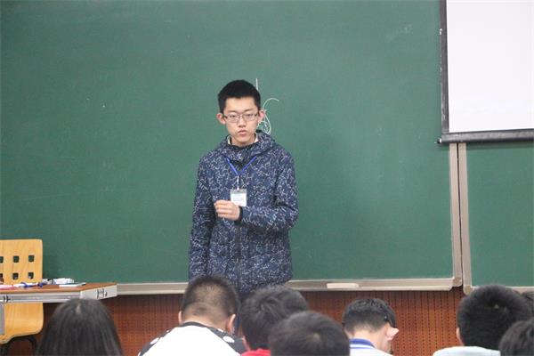 气工程学院团委青协开展科技支教志愿者培训会